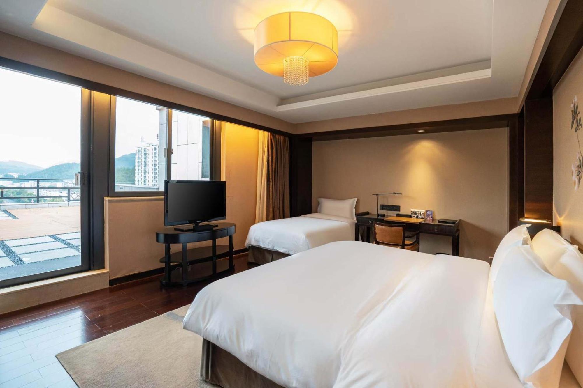Crowne Plaza Huangshan Yucheng By Ihg מראה חיצוני תמונה